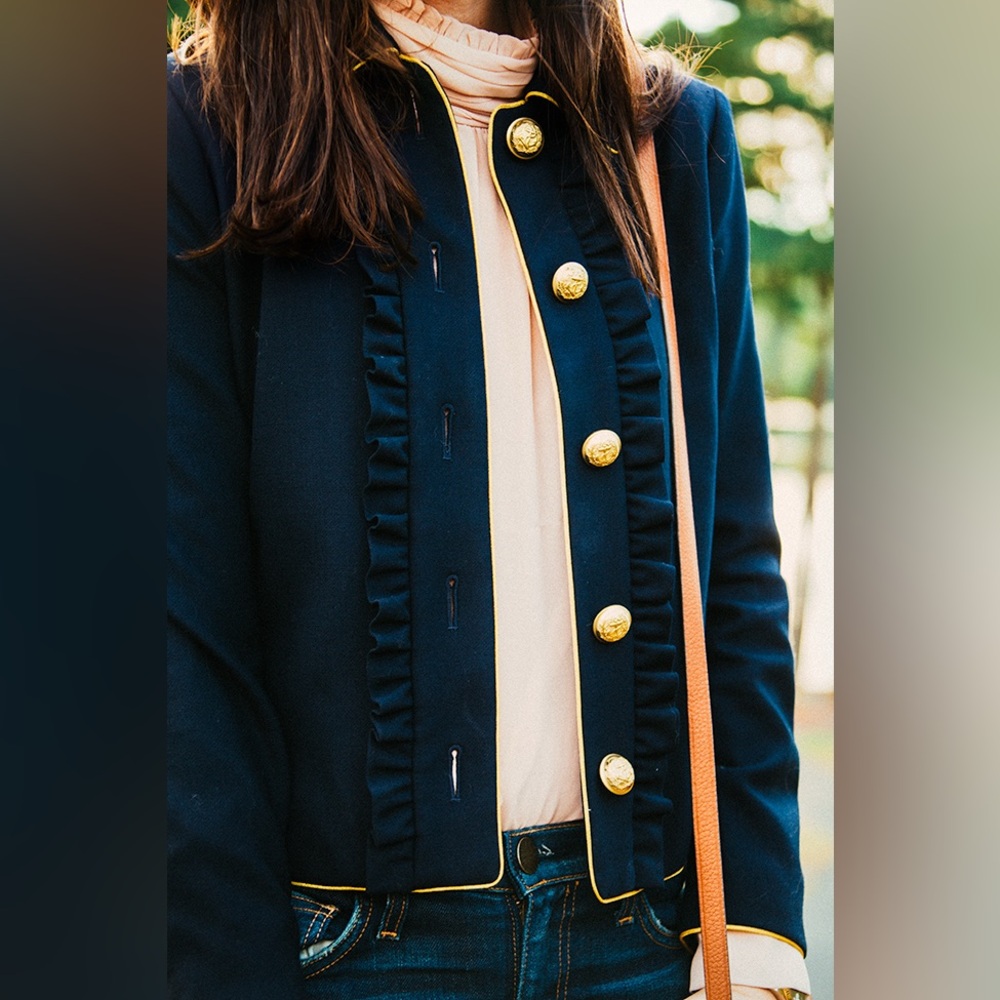 $198 J.Crew Navy Blazer Jacket Gold Crest Buttons Ruffle Front Wool Blend Size 6 - Picture 3 of 16